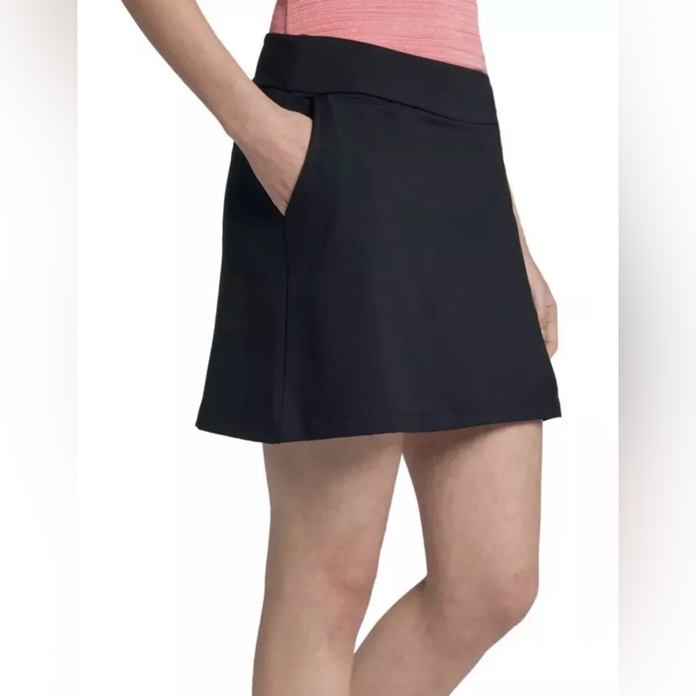 NWT Nike Dry 16,5” Black Golf Skort
